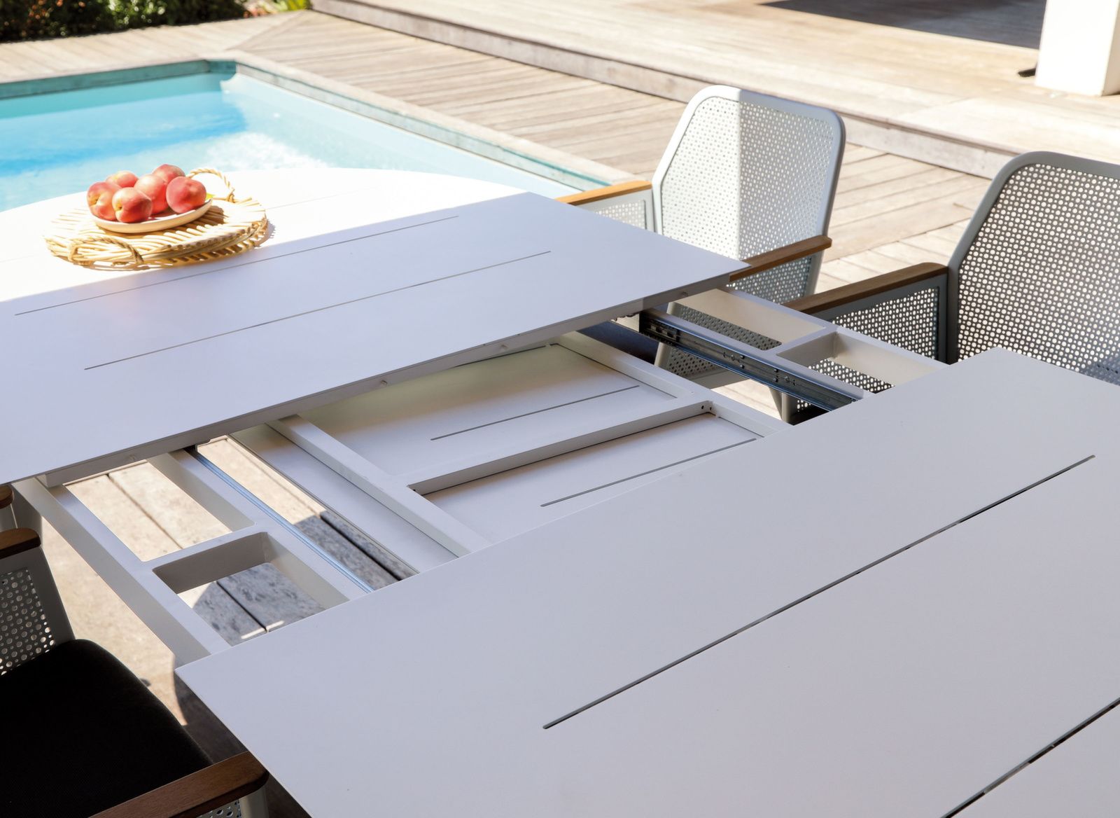 OFFERTA TAVOLO DUBLINO OVALE ALLUNGABILE 230/300X120CM GRAFITE +8 POLTRONE DELIA SABBIA