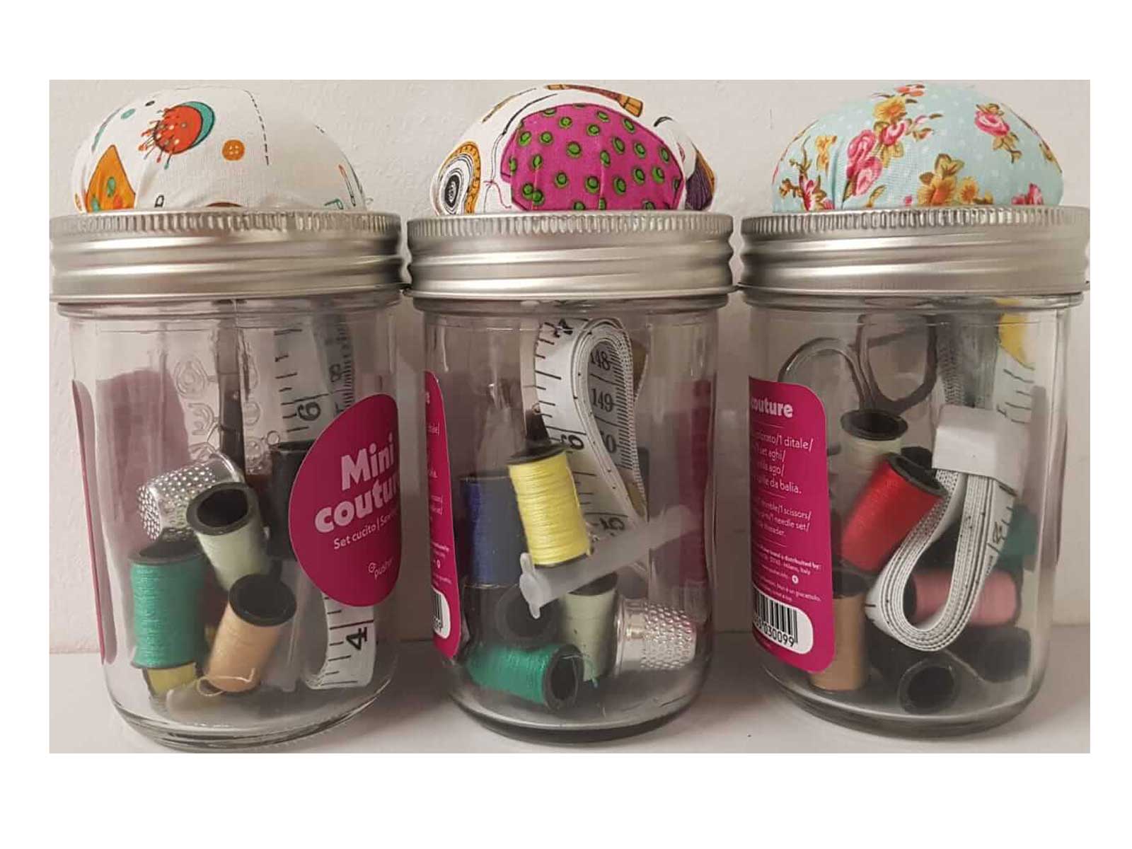 MINI COUTURE KIT CUCITO PORTATILE ASSORTITO