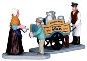 VENDITORE DI LATTE - MILK VENDOR, SET OF 2