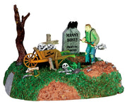 SCAVATORE DI FOSSE - IGOR THE GRAVE DIGGER