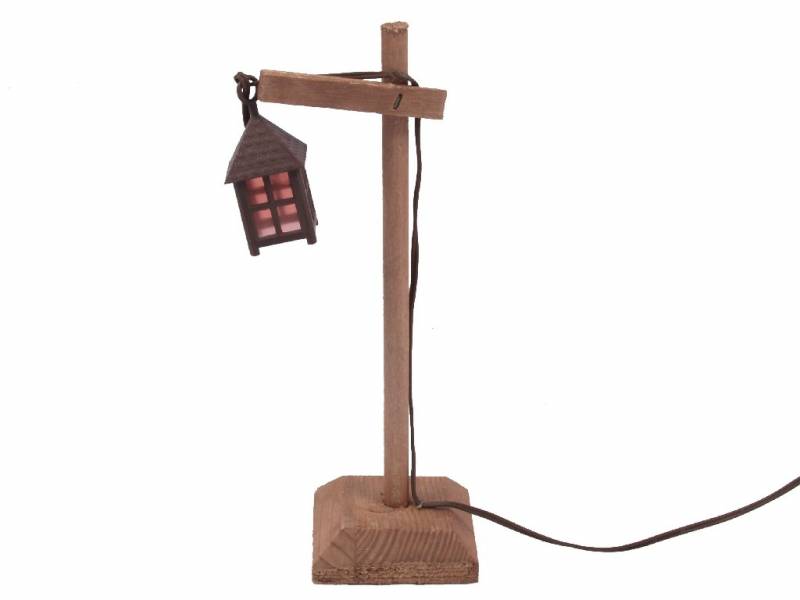 LAMPIONE CON PIEDISTALLO IN LEGNO E SPINA LAMPADINA VOLT 3,5 PER PRESEPE