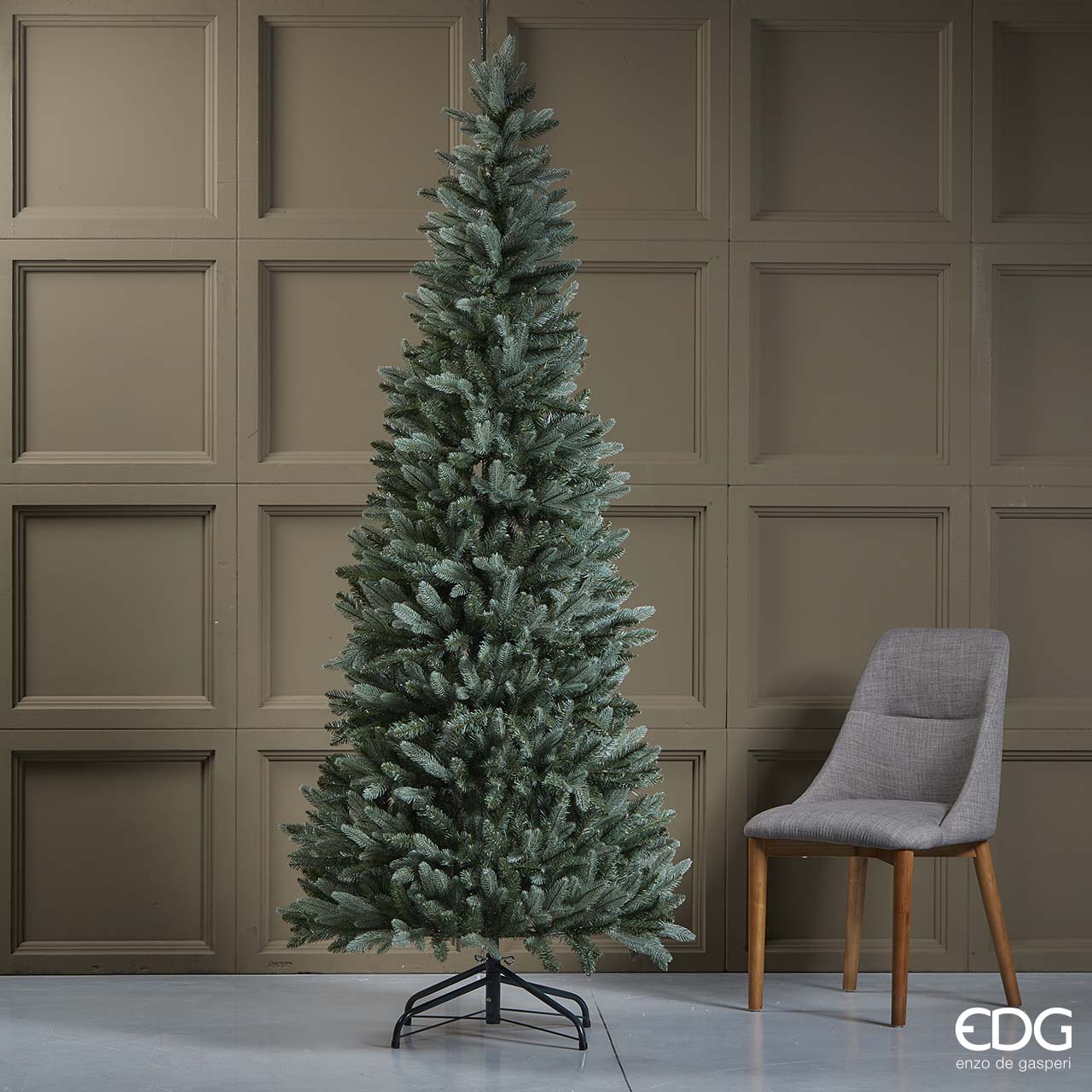 ALBERO DI NATALE MONVISO 215CM SLIM VERDE
