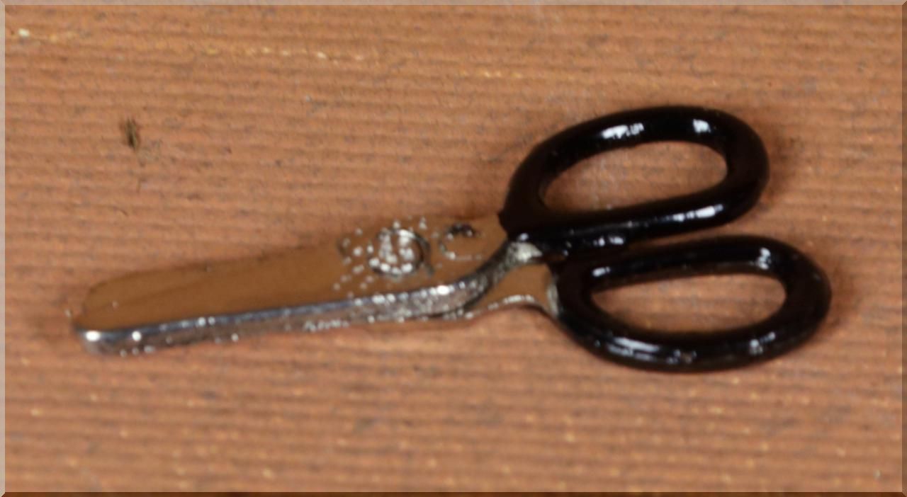 FORBICE IN METALLO FINTA 3CM