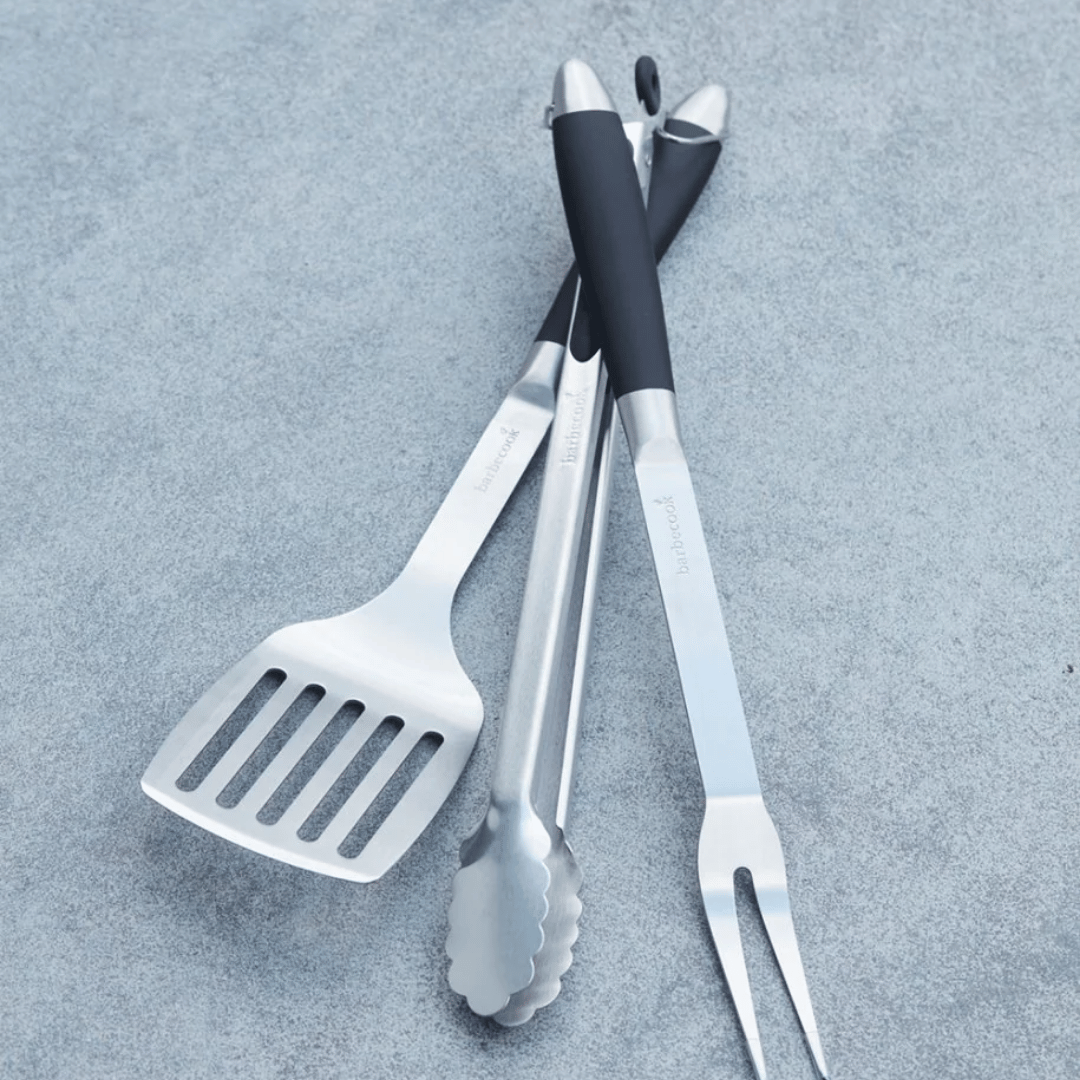 SET BBQ PEPE NERO CON FORCHETTONE, PINZA E SPATOLA