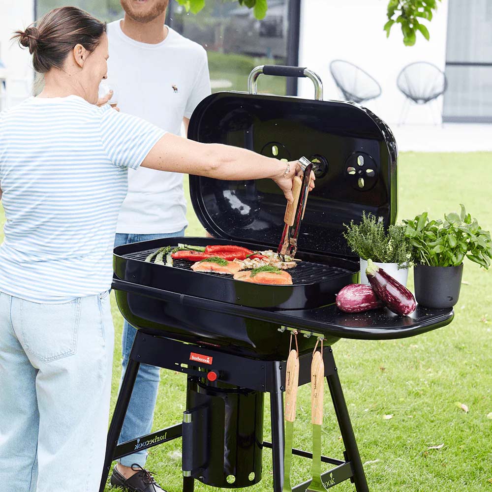 BARBECUE A CARBONELLA MAGNUS COMFORT