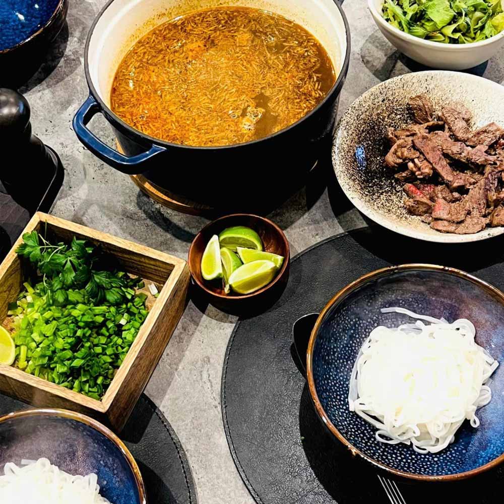 CASSERUOLA IN GHISA SMALTATA 3.5 LT BLU