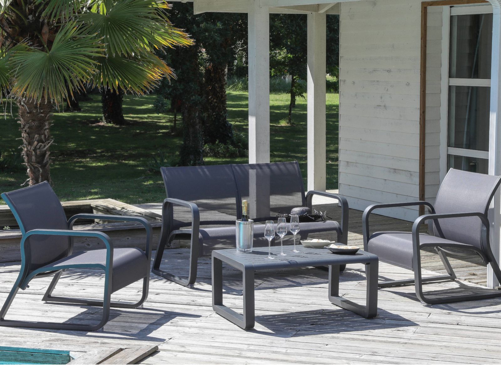 TAVOLINO BASSO QUENZA II 90X60 GRAFITE