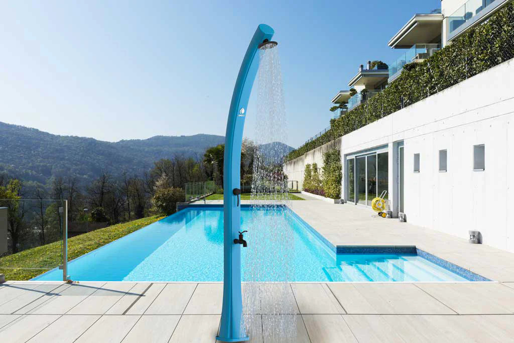 DOCCIA SOLARE SINED 22L CON LAVAPIEDI BLU