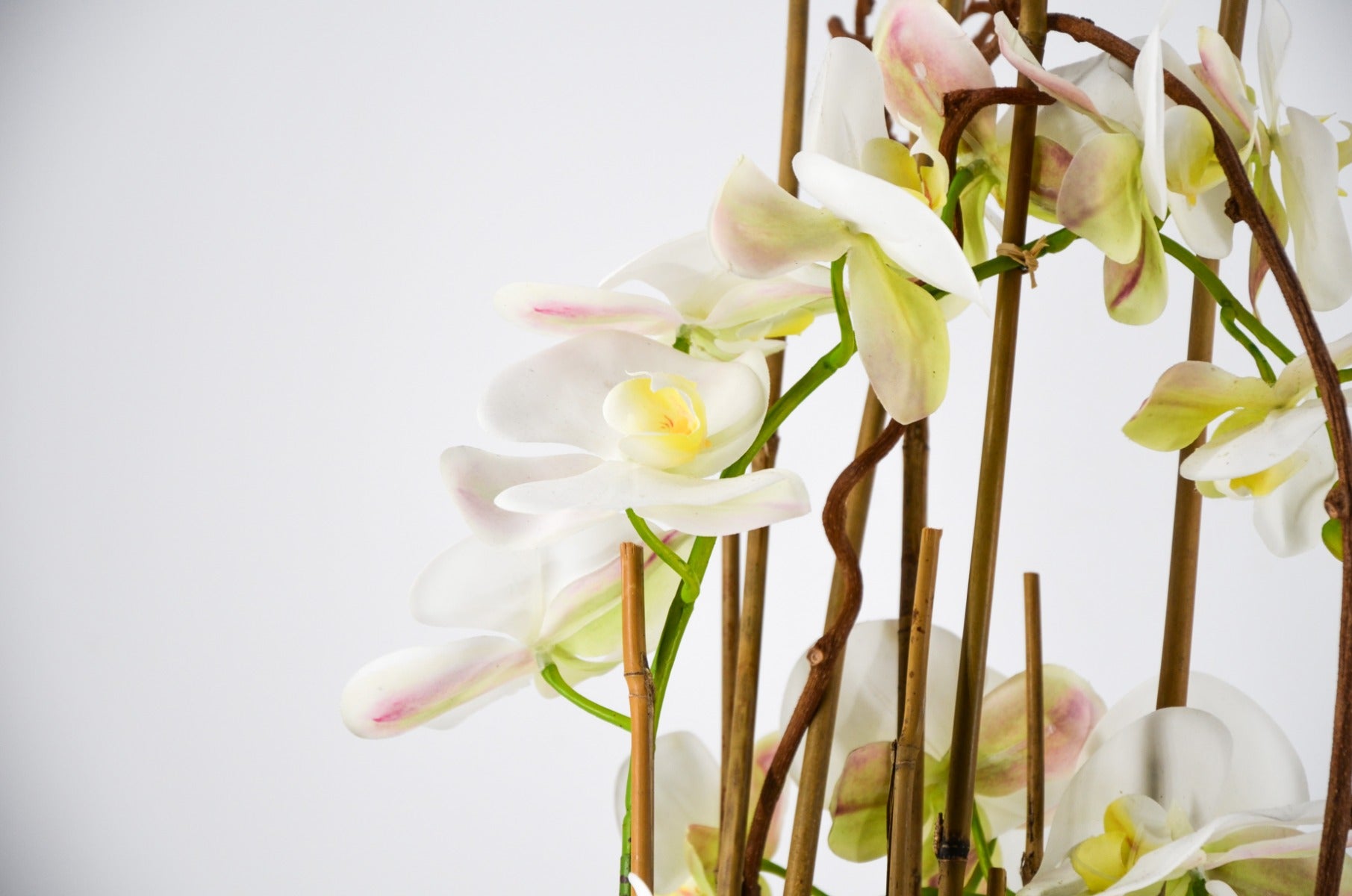PHALAENOPSIS ORCHIDEA ARTIFICIALE 90CM CON VASO QUADRATO BIANCA