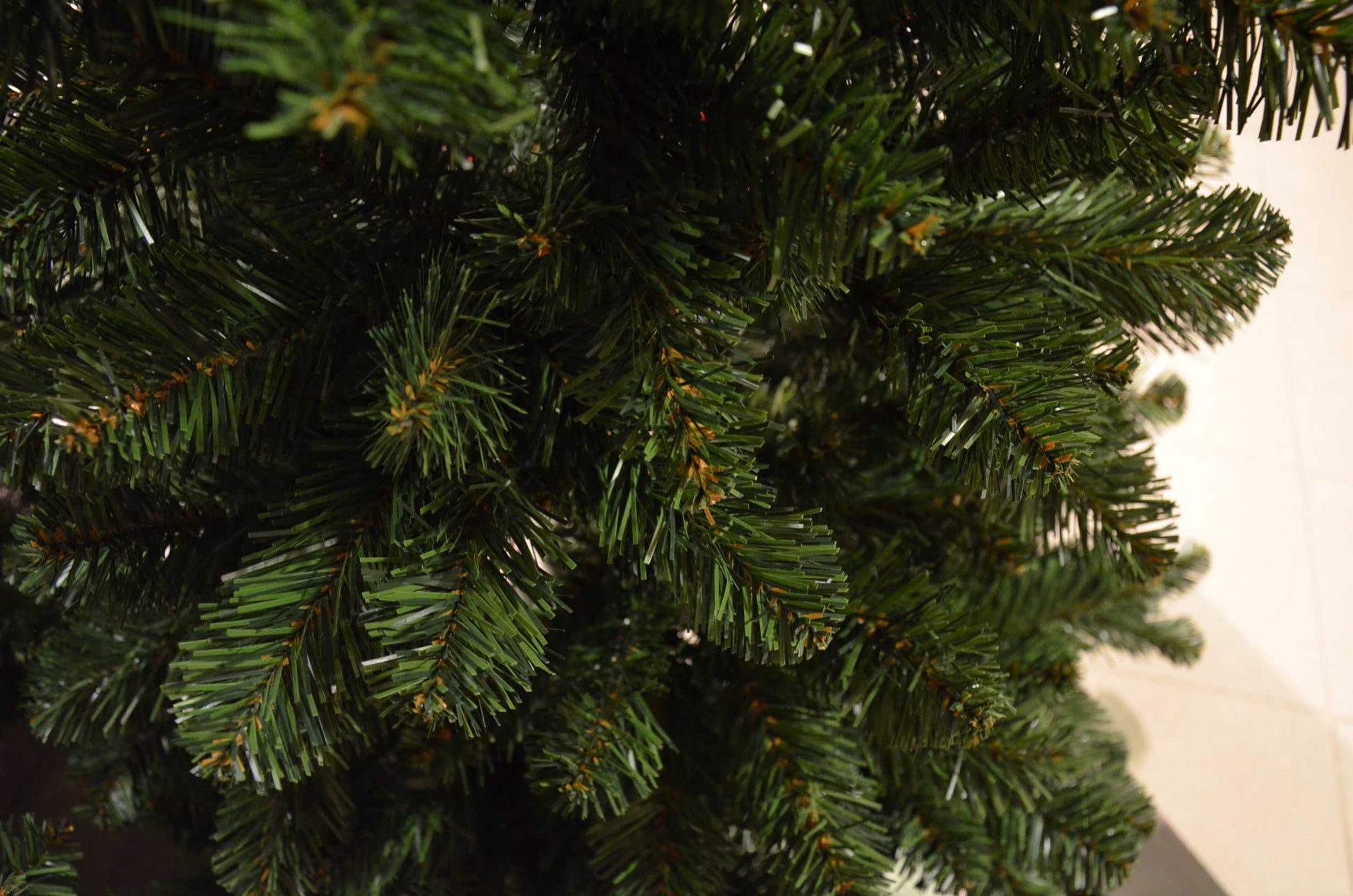 ALBERO DI NATALE FORESTA NERA 210CM