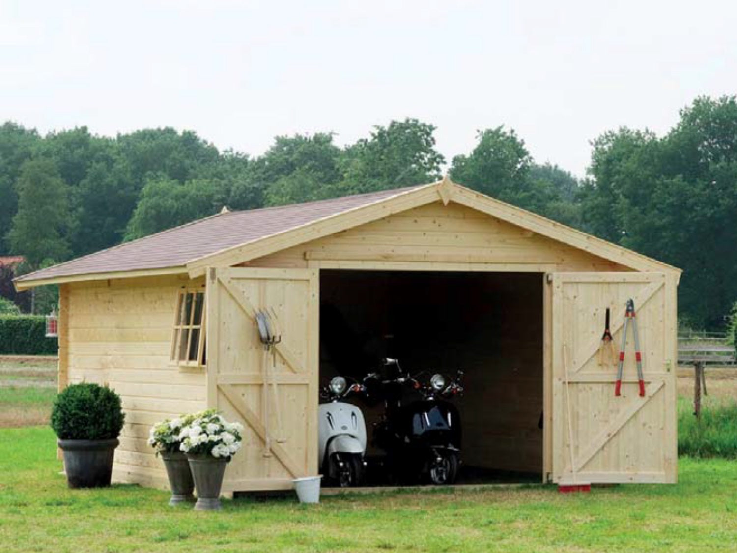 GARAGE 3454 IN ABETE GREZZO NON TRATTATO 358X558 CM