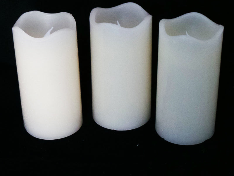 SET 3 CANDELE AVORIO LED MULTICOLOR 7X13CM CON TIMER
