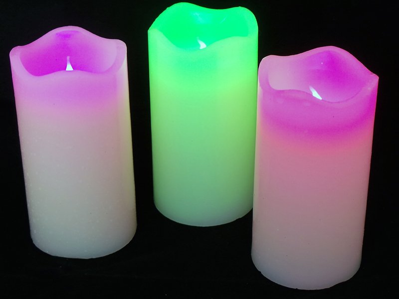 SET 3 CANDELE AVORIO LED MULTICOLOR 7X13CM CON TIMER