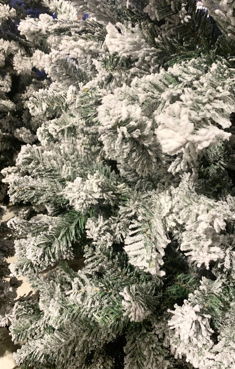 ALBERO DI NATALE KENYA 180CM INNEVATO