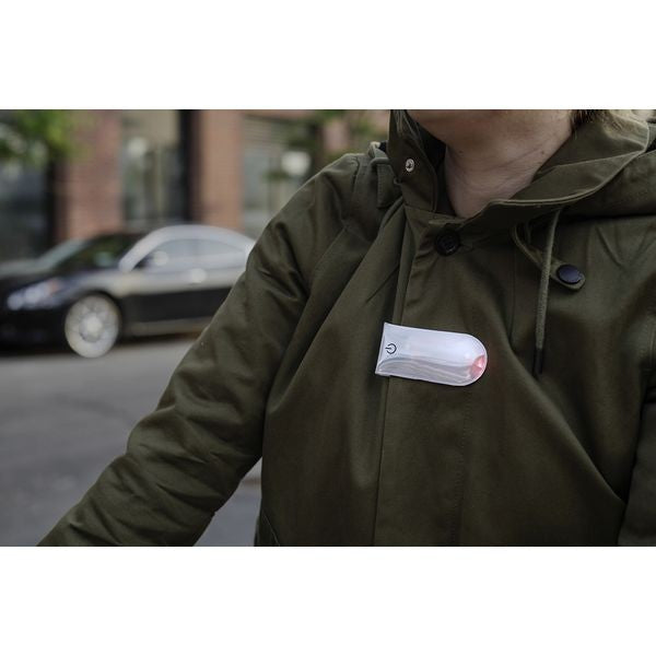 CATARIFRANGENTE CON LED ROSSO E CLIP MAGNETICA