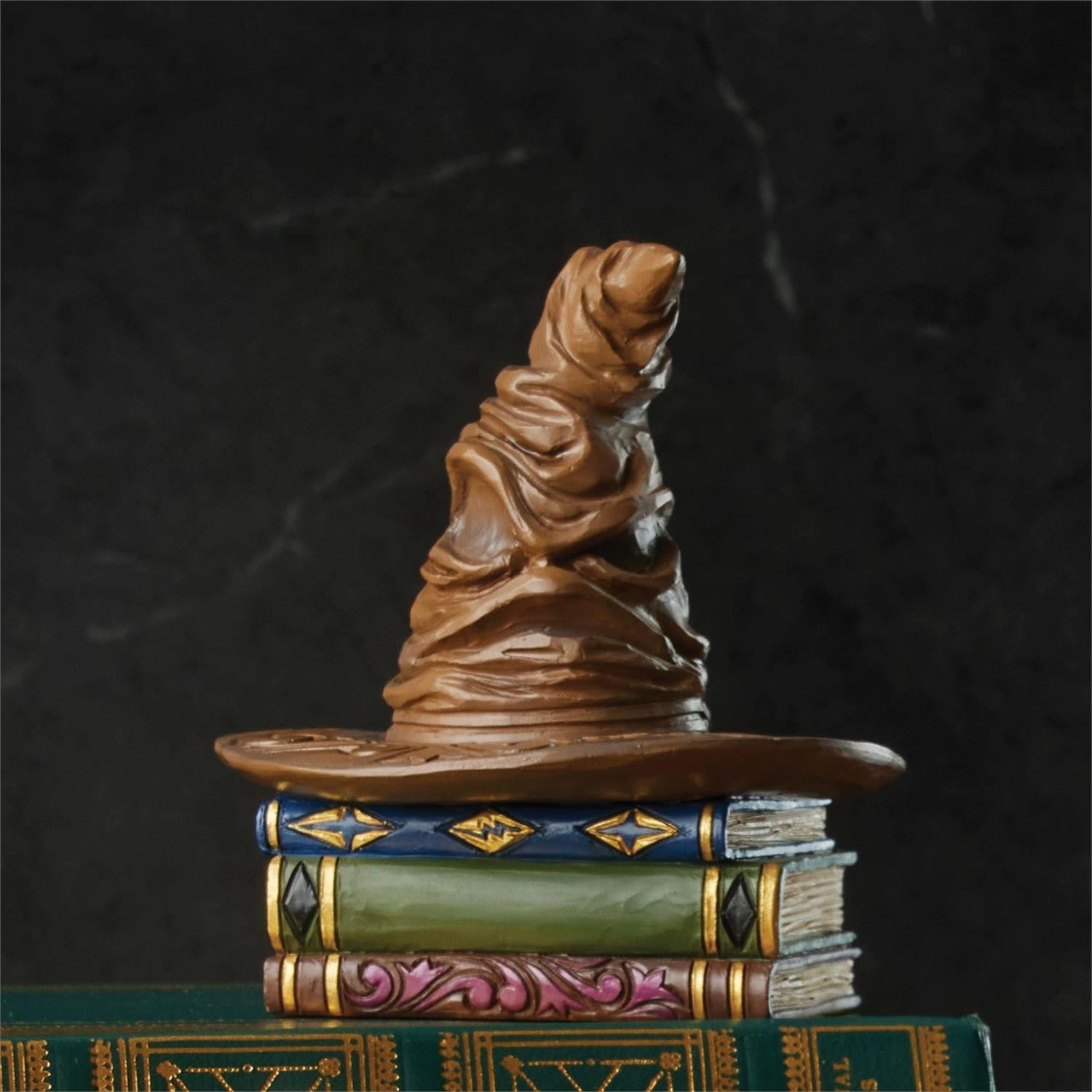 Statuina Mini Cappello Parlante su Libri Magici Harry Potter Wizarding World - immagine 2