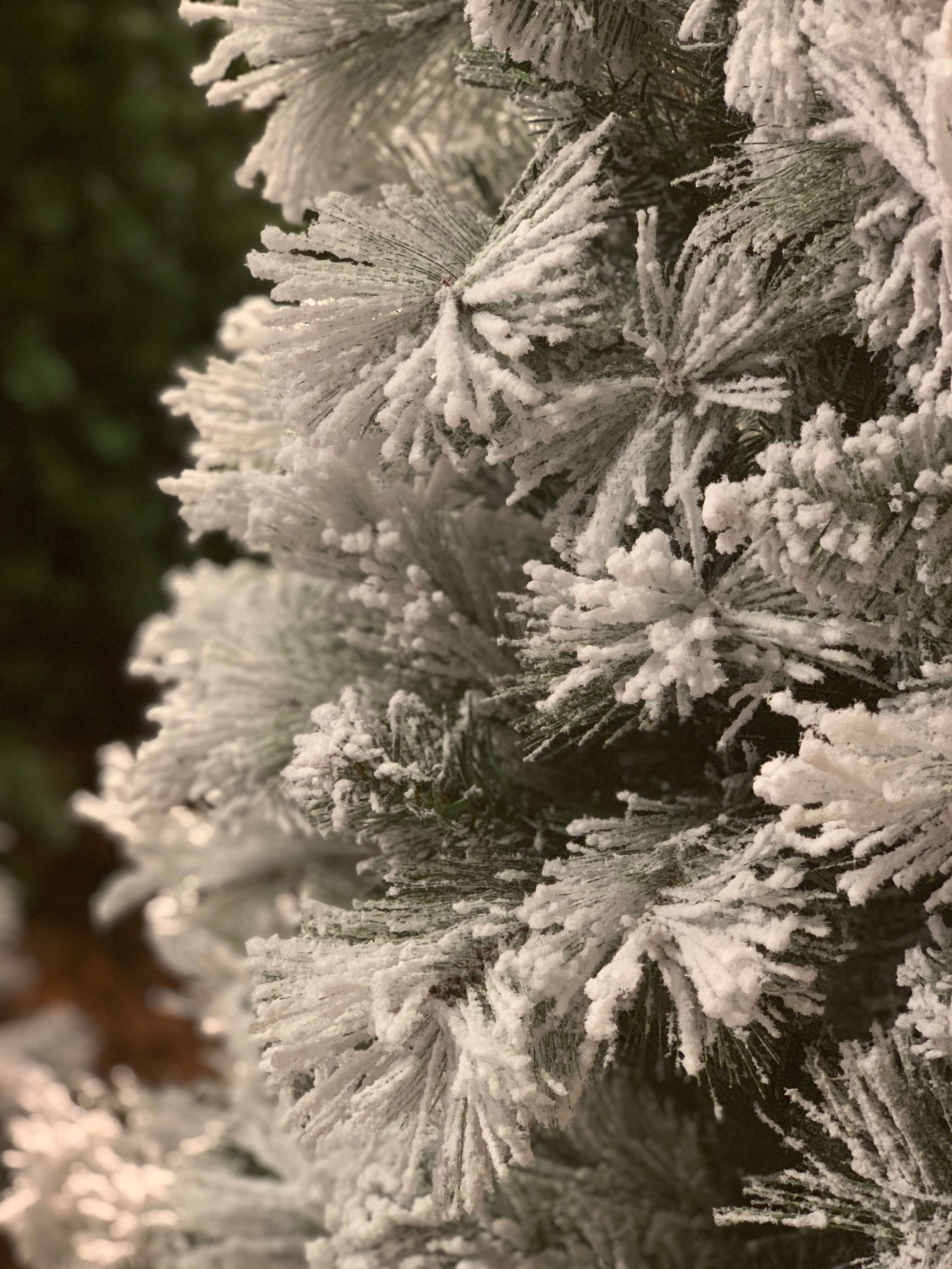 ALBERO DI NATALE MONTE BIANCO 240CM INNEVATO