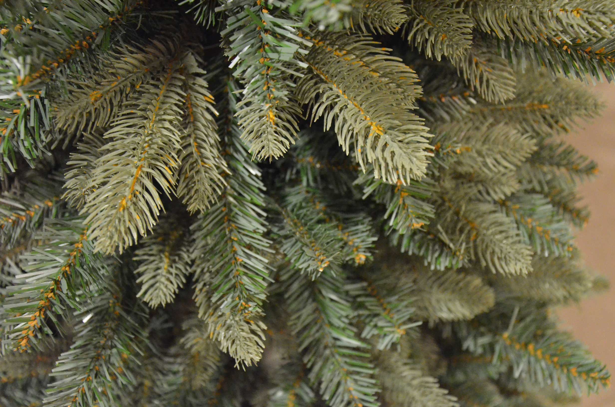 ALBERO DI NATALE MONVISO 180CM SLIM VERDE