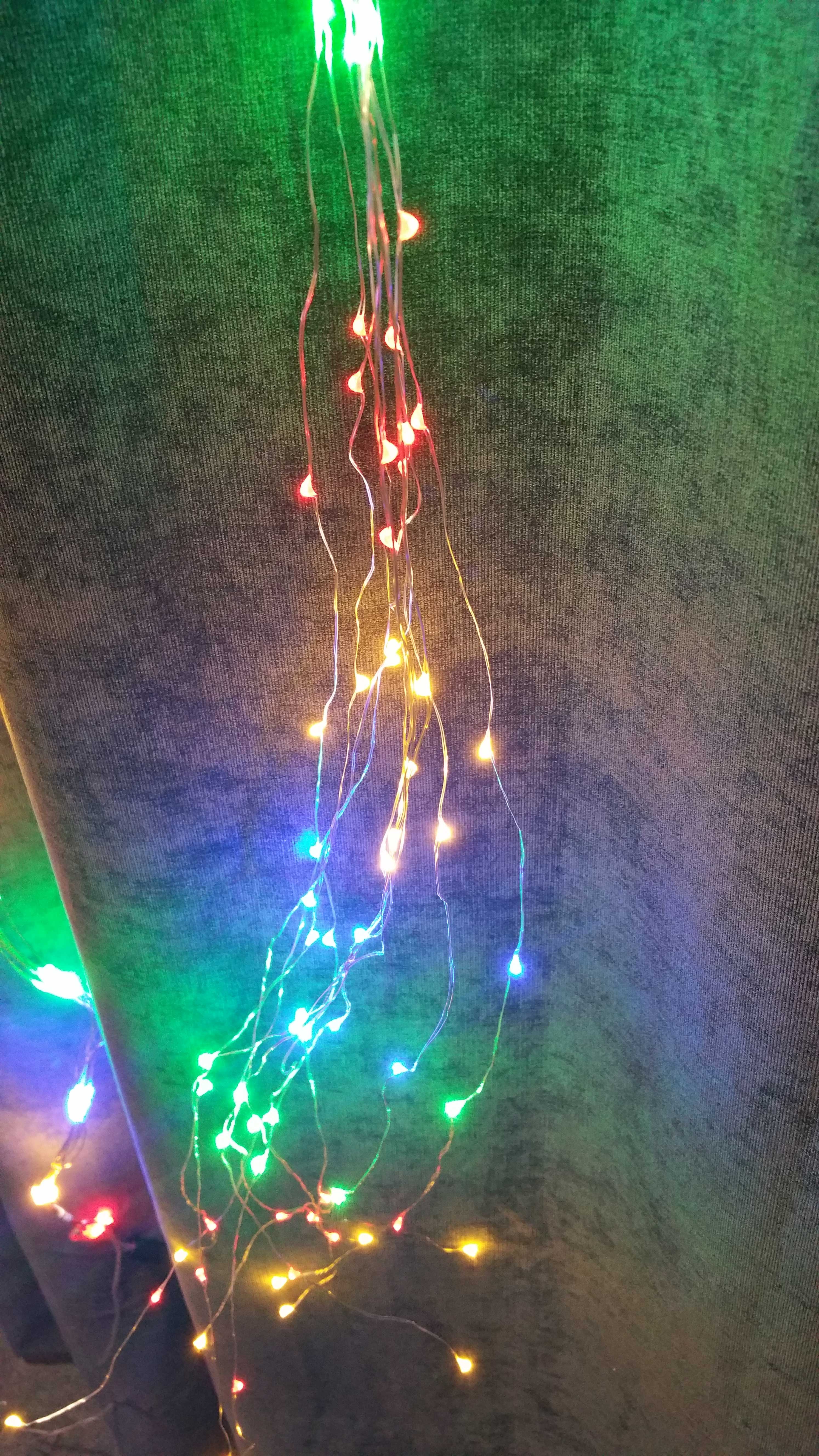 80 MICROLED MULTICOLOR CASCATA A BATTERIE