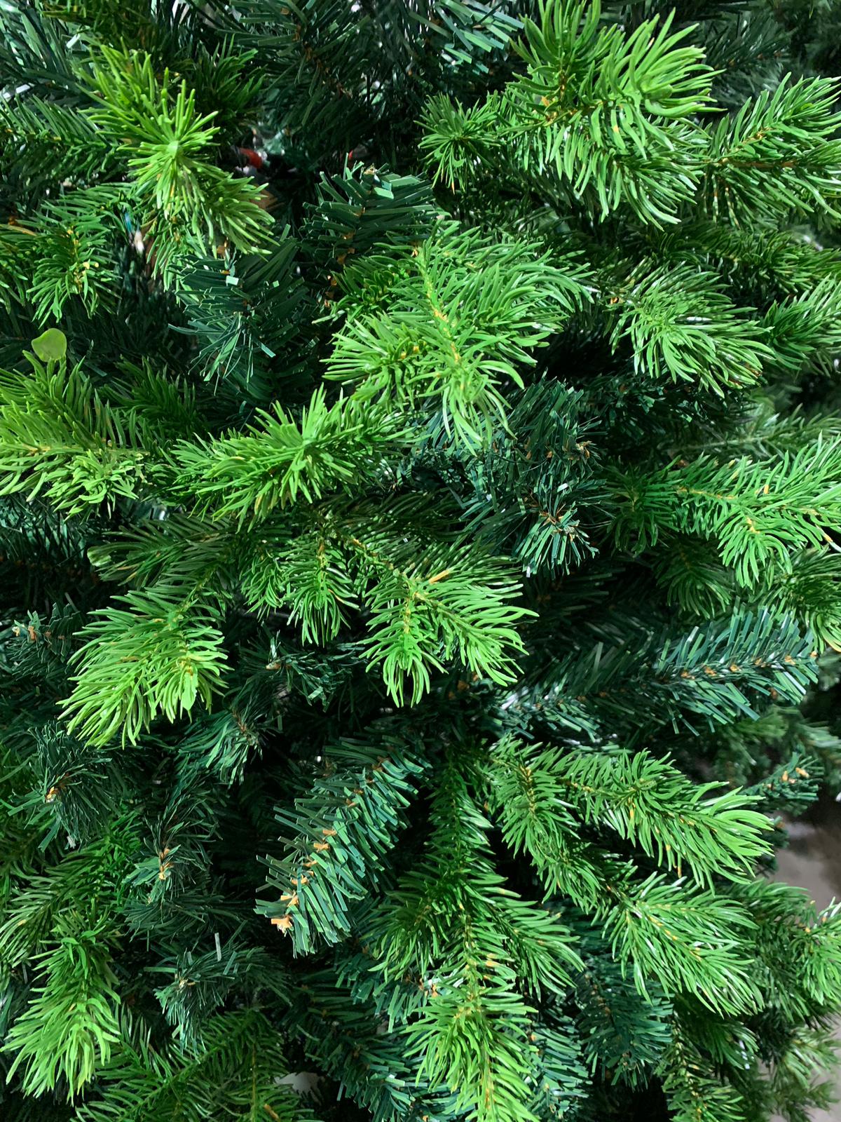 ALBERO DI NATALE NEVADA VERDE 270CM