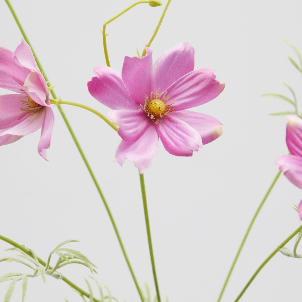 RAMO DI COSMOS CON FOGLIE E BOCCIOLI ARTIFICIALE H90CM ROSA SCURO