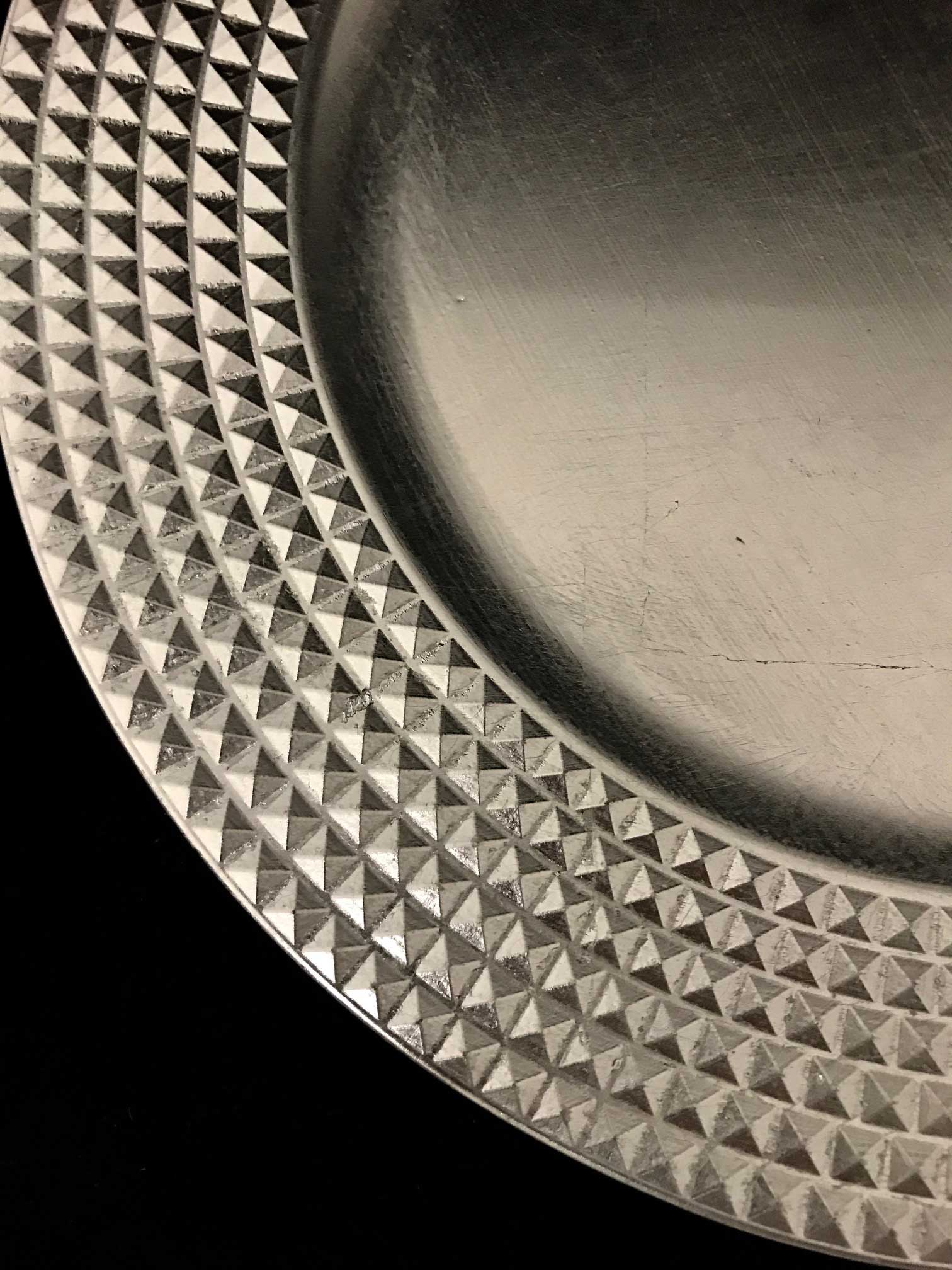 6 SOTTOPIATTI CIRCOLARI EFFETTO BORCHIE ARGENTO 33CM
