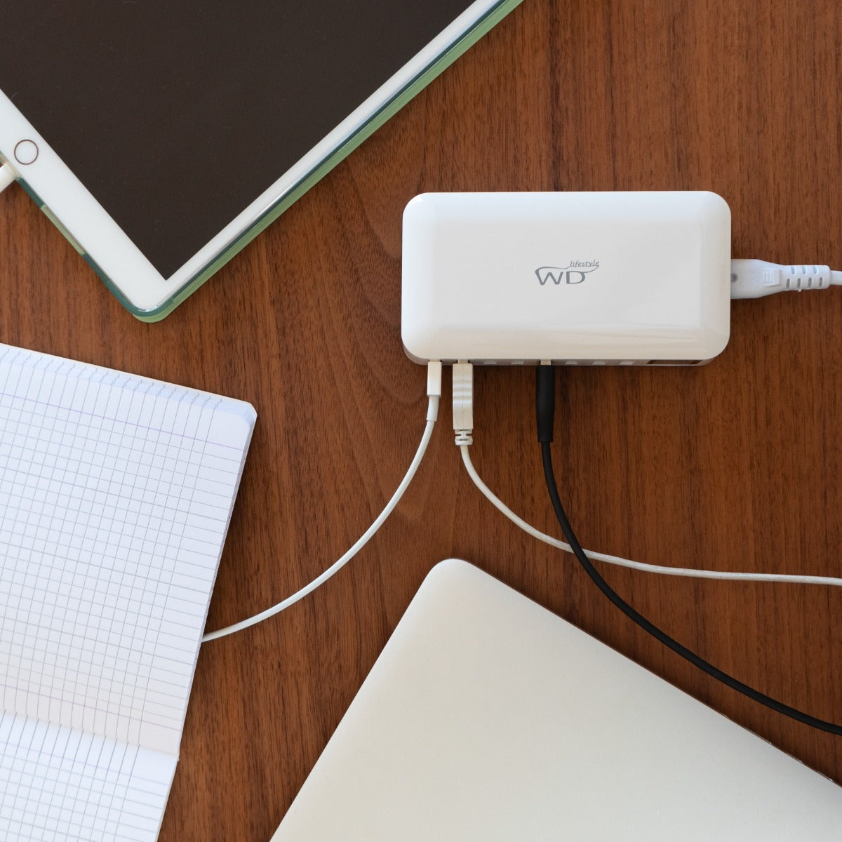 CARICATORE MULTIPLO CON 8 PORTE USB BIANCO