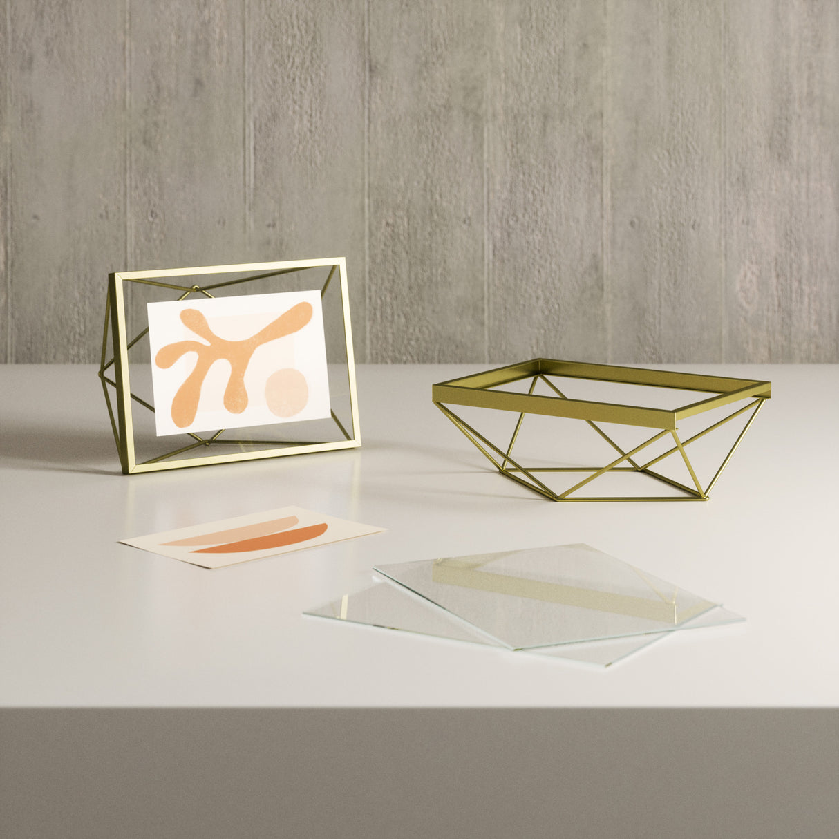 Cornice Prisma 5x7 (13x18 cm) Ottone Opaco Umbra