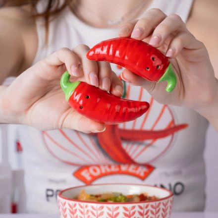 Fisura Set saliera e pepiera “Chilli”, 9 cm x H 3 cm, rosso/verde