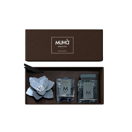 MUHA Confezione Magnum 250 ml + Profumo 200 ml Tonka e Sandalo